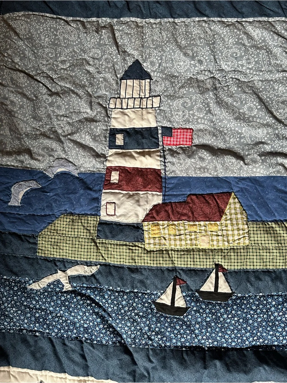 1994 Quilted Lighthouse Bedspread 90” x 90” Queen Beach Coastal Cabin